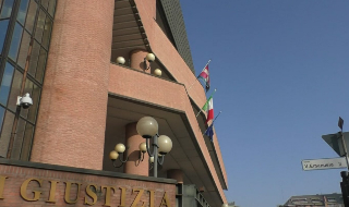 Sparò e uccise ladro, tabaccaio a processo per omicidio volontario